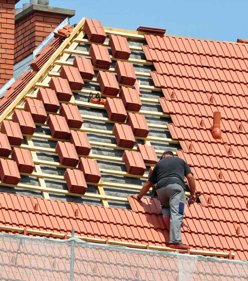 PROBIORENOV : couvreur toiturier en Belgique : Région Flamande, Wallonne et Bruxelles :  travaux de couverture et faîtage en neuf et en rénovation, zinguerie, dépannage urgent fuite toit, entretien de toiture : nettoyage, démoussage et peinture hydrofuge toiture, étanchéité toit plat terrasse plateforme roofing et nettoyage des extérieurs : nettoyage dallage, klinkers, pierres bleues, allées, pavés, terrasses …  ... intervention en BELGIQUE: Namur, Flandre, Wallonnie et région Bruxelles ... …. PROBIORENOV : entreprise de couverture