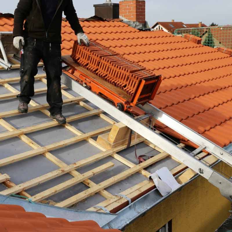 PROBIORENOV : couvreur toiturier en Belgique : Région Flamande, Wallonne et Bruxelles :  travaux de couverture et faîtage en neuf et en rénovation, zinguerie, dépannage urgent fuite toit, entretien de toiture : nettoyage, démoussage et peinture hydrofuge toiture, étanchéité toit plat terrasse plateforme roofing et nettoyage des extérieurs : nettoyage dallage, klinkers, pierres bleues, allées, pavés, terrasses …  ... intervention en BELGIQUE: Namur, Flandre, Wallonnie et région Bruxelles ... …. PROBIORENOV : entreprise de couverture